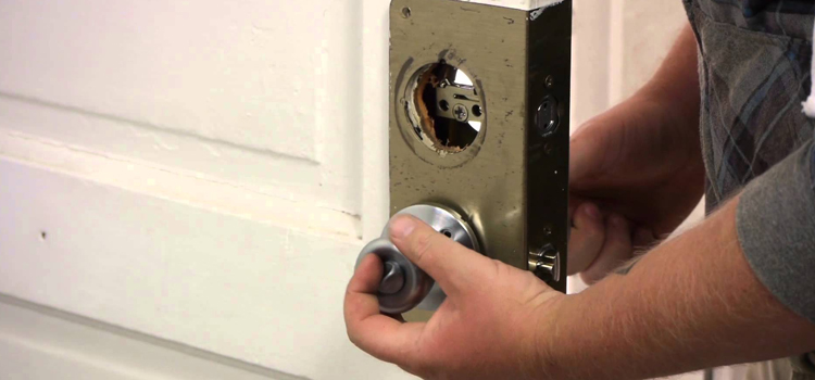 Home Lock Change in Bostonia